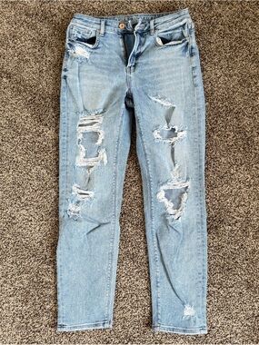 American Eagle Mom Jeans